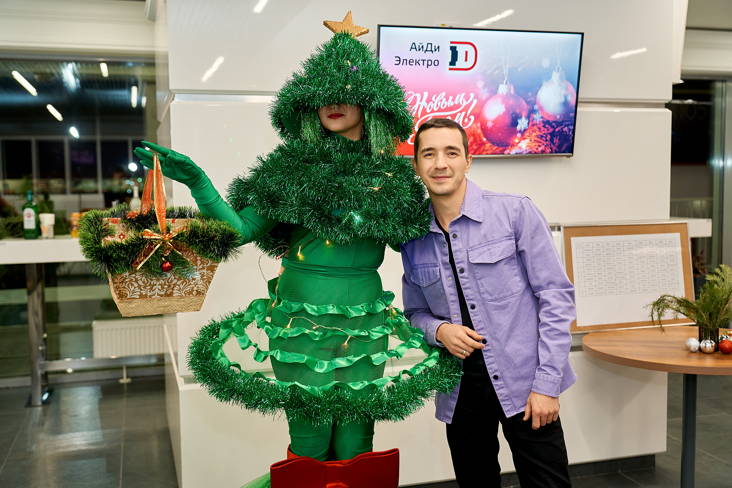 Новогодний корпоративный праздник АйДи-Электро